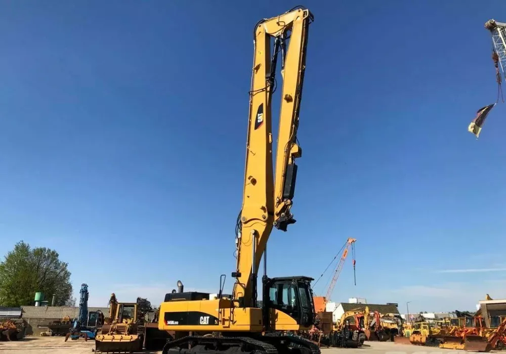 Аренда CAT 345C UHD в Спецтехальянс – экскаватор разрушитель 1