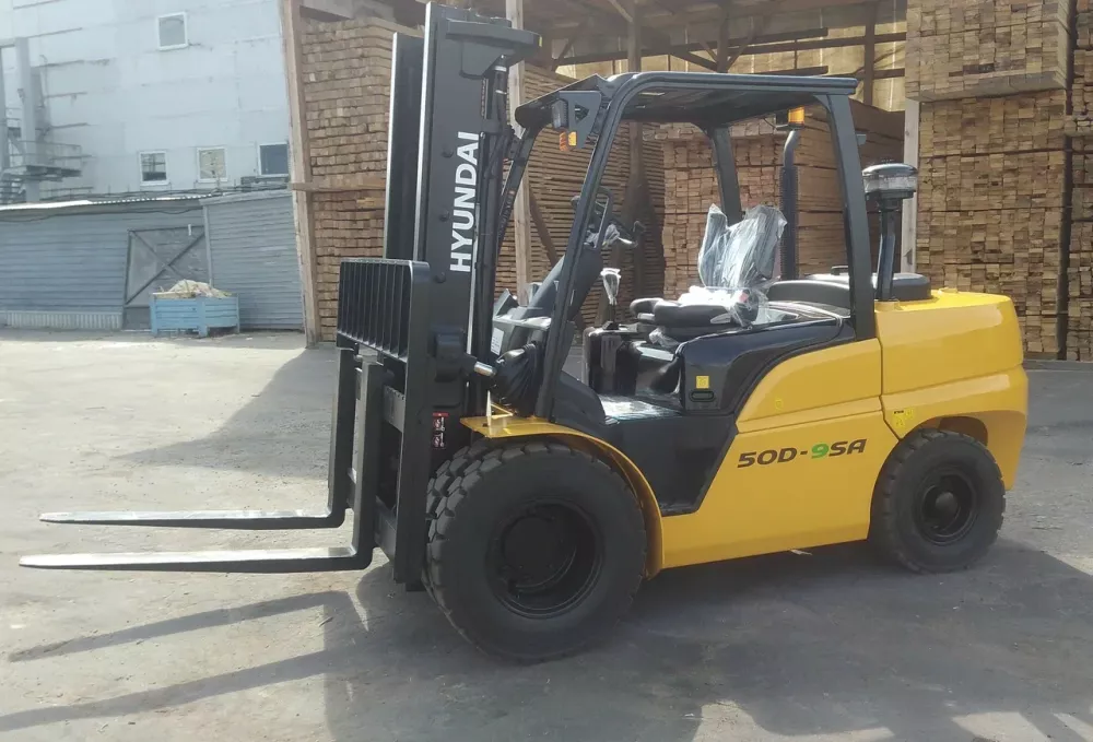 Аренда Hyundai 50D-9SA в Спецтехальянс – вилочный погрузчик 3