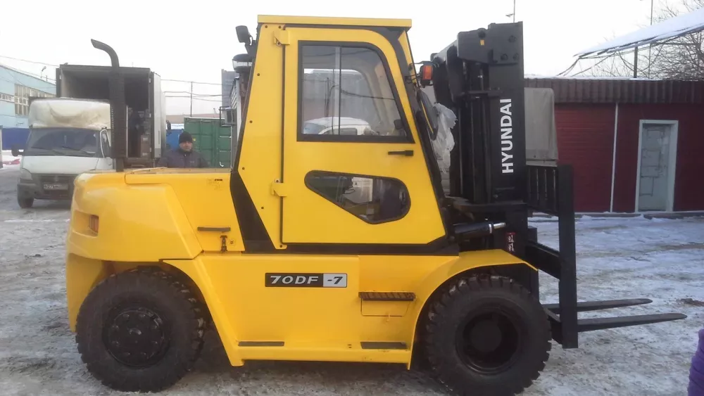 Аренда Hyundai 70DF-7 в Спецтехальянс – вилочный погрузчик 2