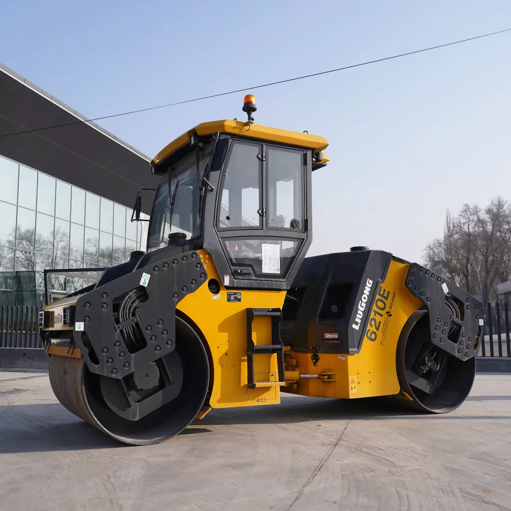 Аренда LiuGong CLG 6210E в Спецтехальянс – каток 2