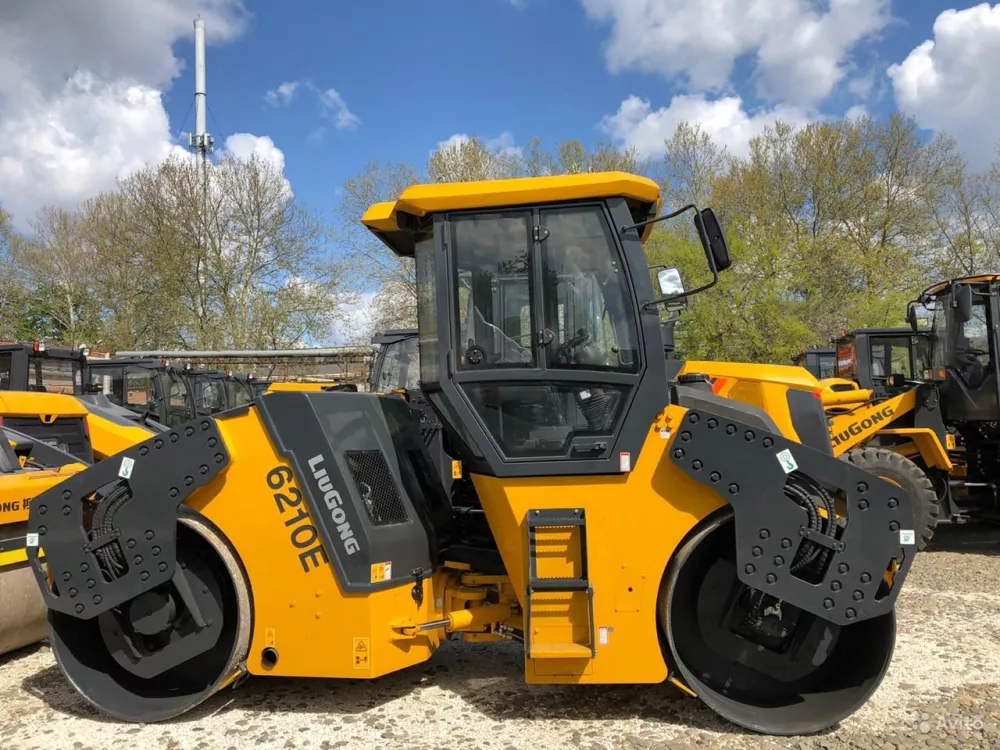 Аренда LiuGong CLG 6210E в Спецтехальянс – каток 3