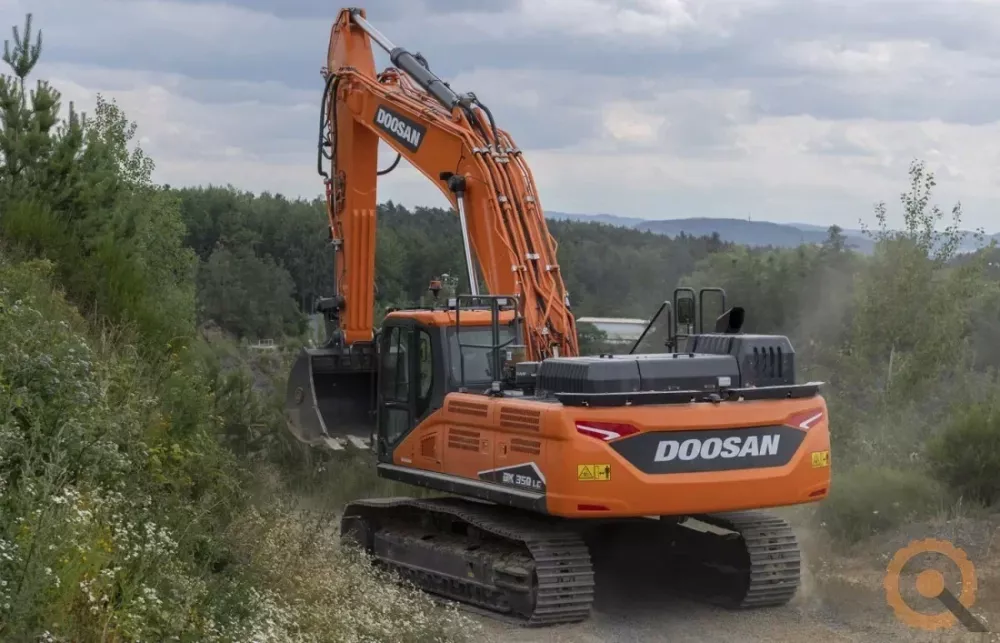 Аренда DOOSAN DX350LC в Спецтехальянс – гусеничный экскаватор 2