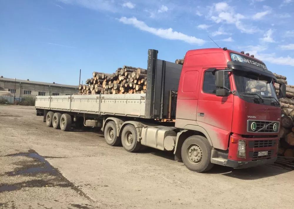 Аренда VOLVO FM шоссейник в Спецтехальянс – длинномер 1