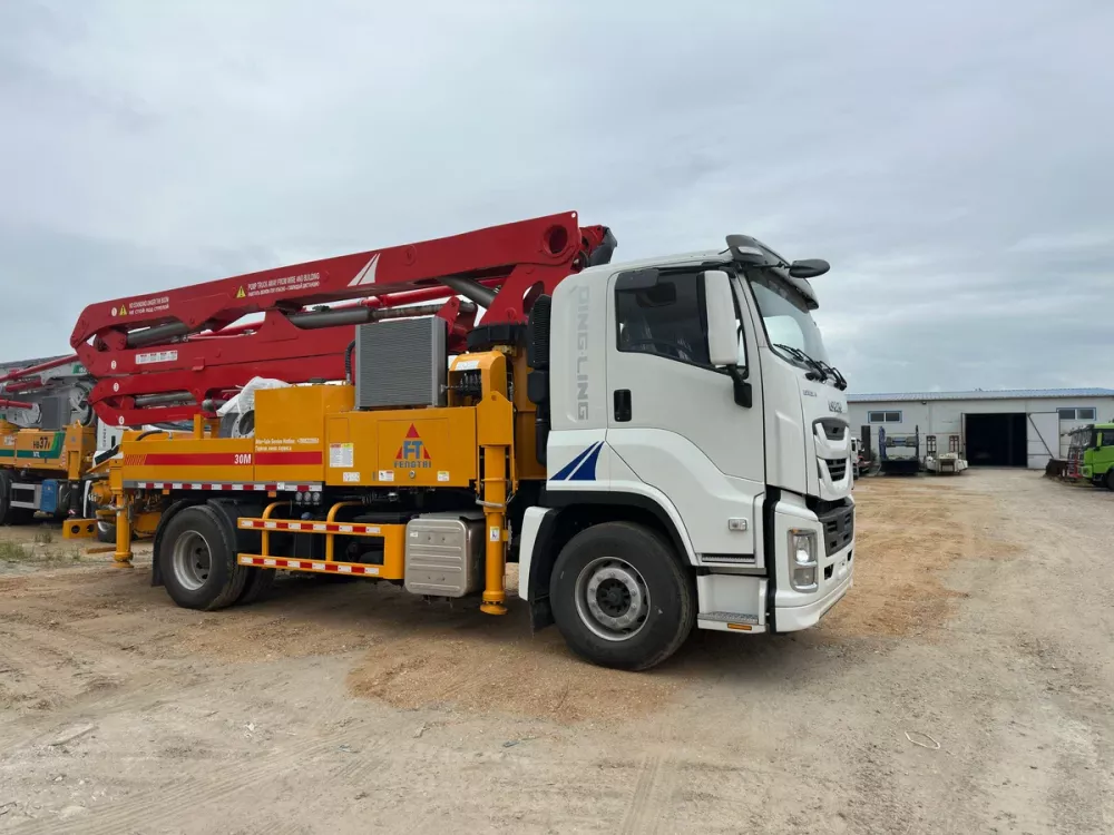 Аренда Isuzu JIUHE в Спецтехальянс – бетононасос 2