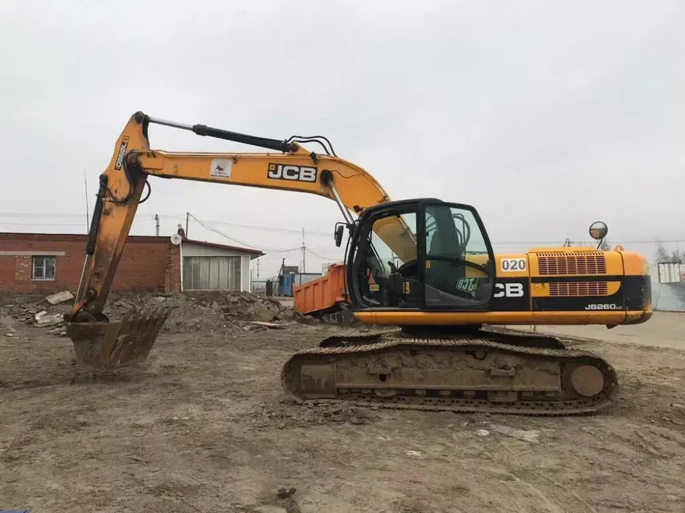 Аренда JCB JS260 в Спецтехальянс – гусеничный экскаватор 1