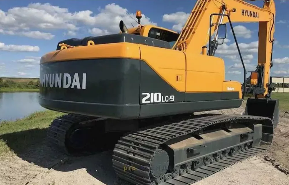 Аренда Hyundai R210NLC в Спецтехальянс – гусеничный экскаватор 3
