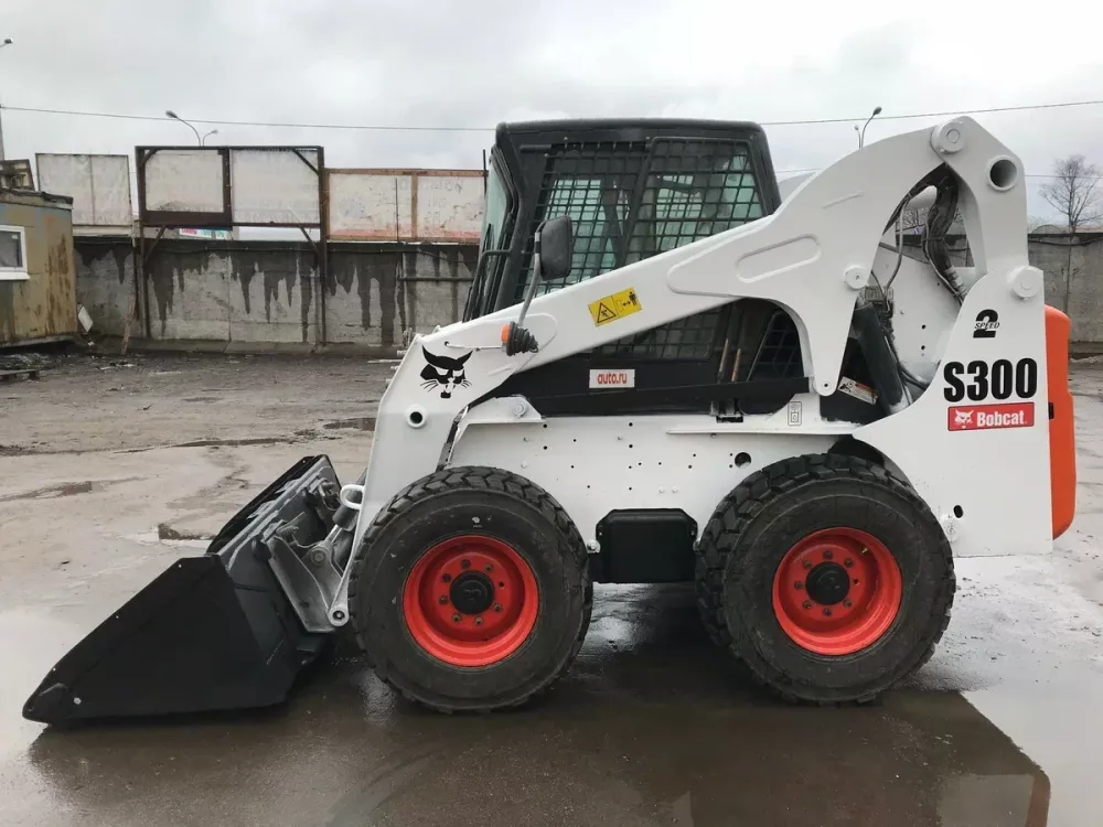 Аренда BOBCAT S300 в Спецтехальянс – мини-погрузчик 2