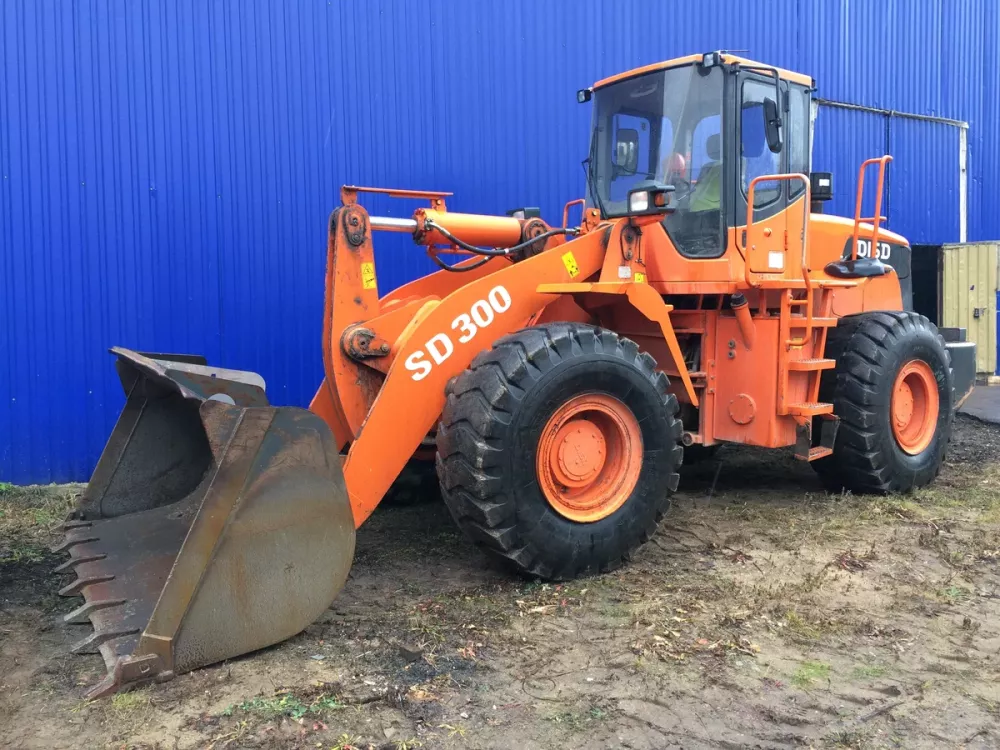 Аренда DOOSAN SD300 в Спецтехальянс – фронтальный погрузчик 1