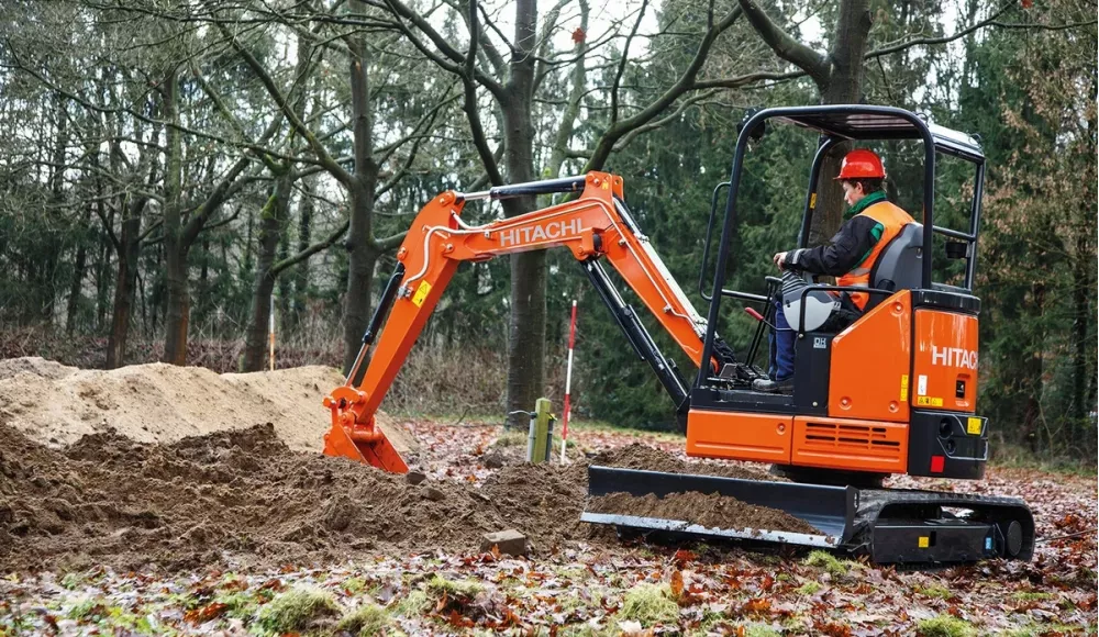 Аренда Hitachi ZX26U-5A в Спецтехальянс – мини-экскаватор 1